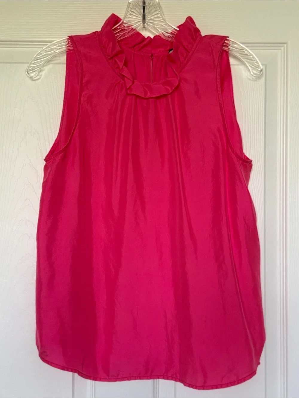J. CREW 100% Silk Ruffle Mock Neck Sleeveless Blouse Top Pink Size Medium